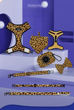 Customizable Pet Harnesses Set: harness、collar、leash、poop bag holder、bowtie、bandana