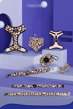 Customizable Pet Harnesses Set: harness、collar、leash、poop bag holder、bowtie、bandana